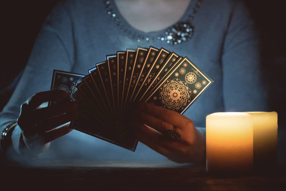 8 mitova i zabluda o Tarotu i Tarot kartama